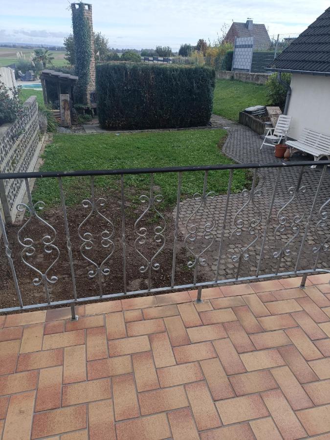 Haus Langert - Einfamilienhaus Mit Terrasse Und Garten Zur Alleinigen Nutzung Baesweiler 外观 照片